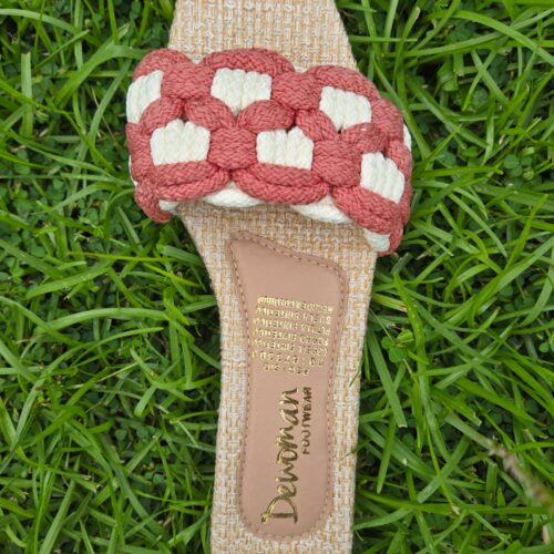 Dewoman Peach Alternative Text Alternative Text